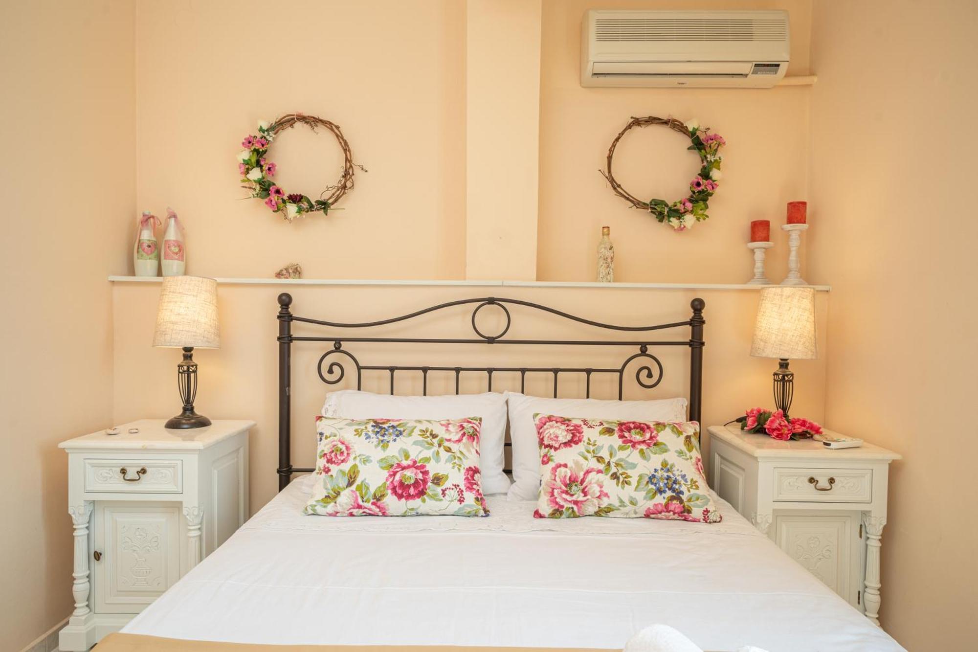 Ariadni Sea View Apartment Миния Экстерьер фото
