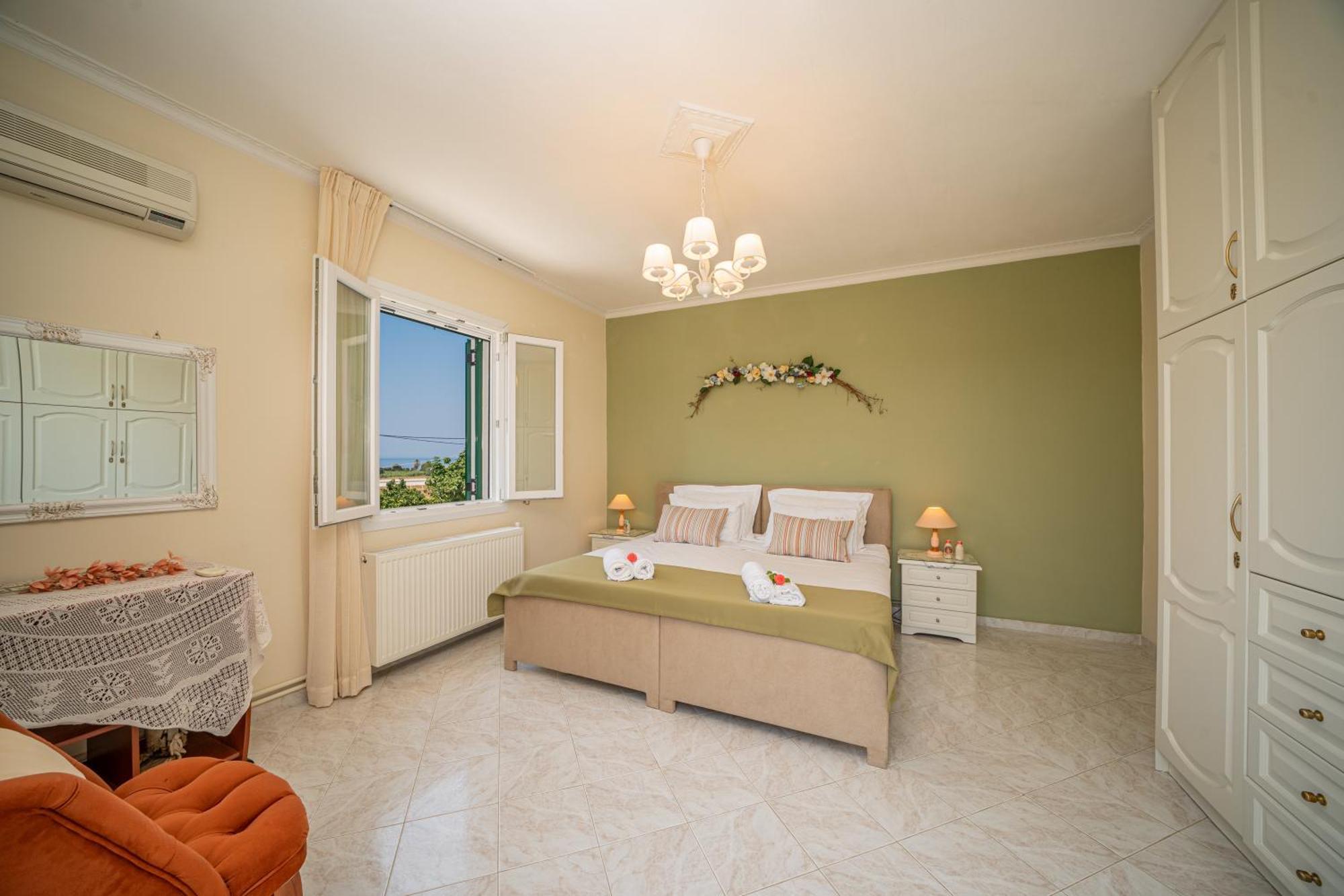 Ariadni Sea View Apartment Миния Экстерьер фото