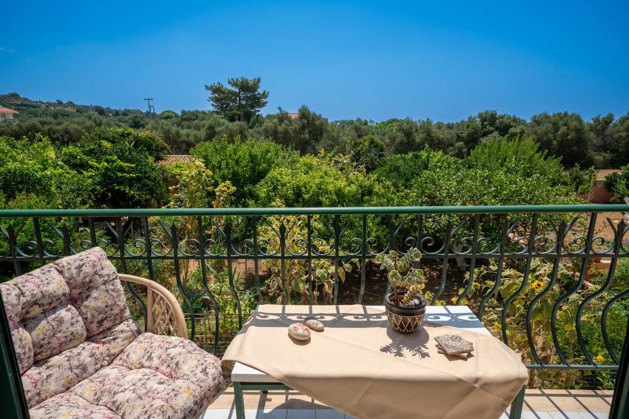 Ariadni Sea View Apartment Миния Экстерьер фото